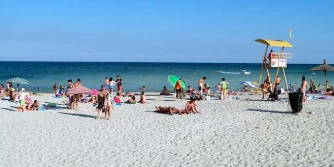 2 Mai Beach