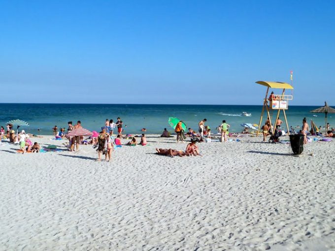 2 Mai Beach