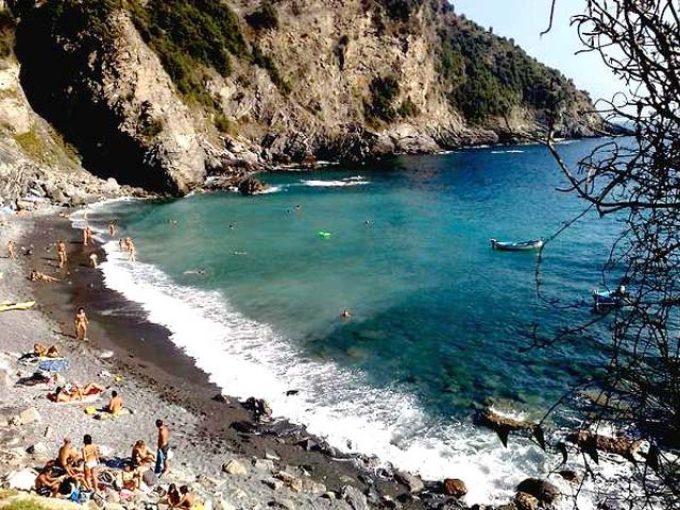 Guvano Beach