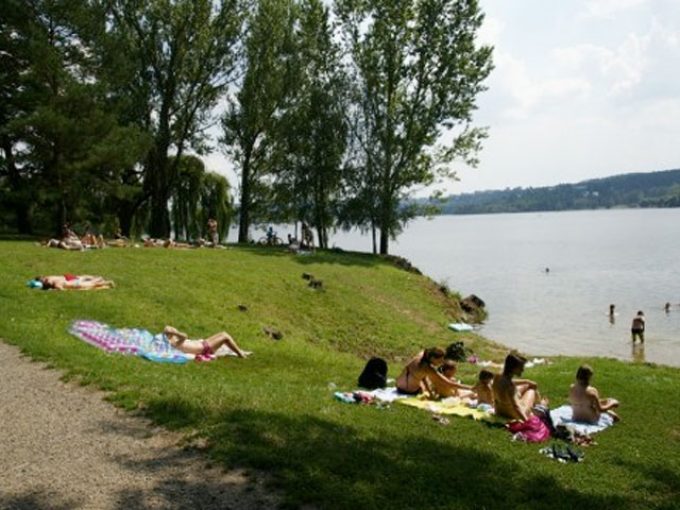 Nudist beach Osada (Brno)
