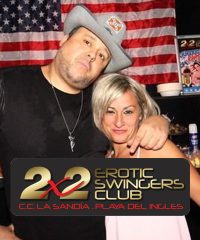 2×2 Erotic Swinger Club