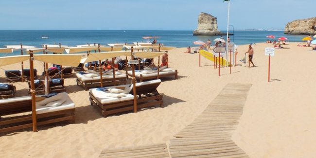Caneiros beach